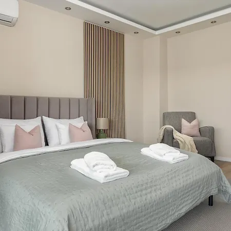 Dolce Apartmanhaz Daire