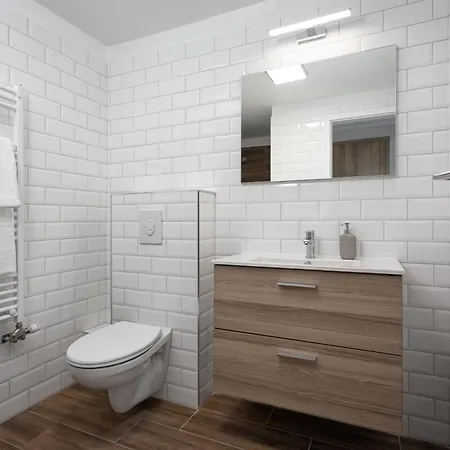 Dolce Apartmanhaz Eğri