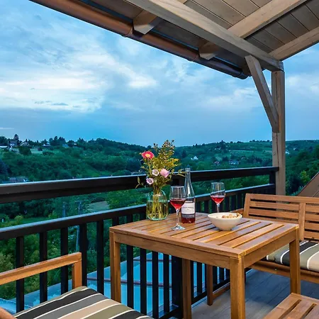 Dolce Apartmanhaz Daire *